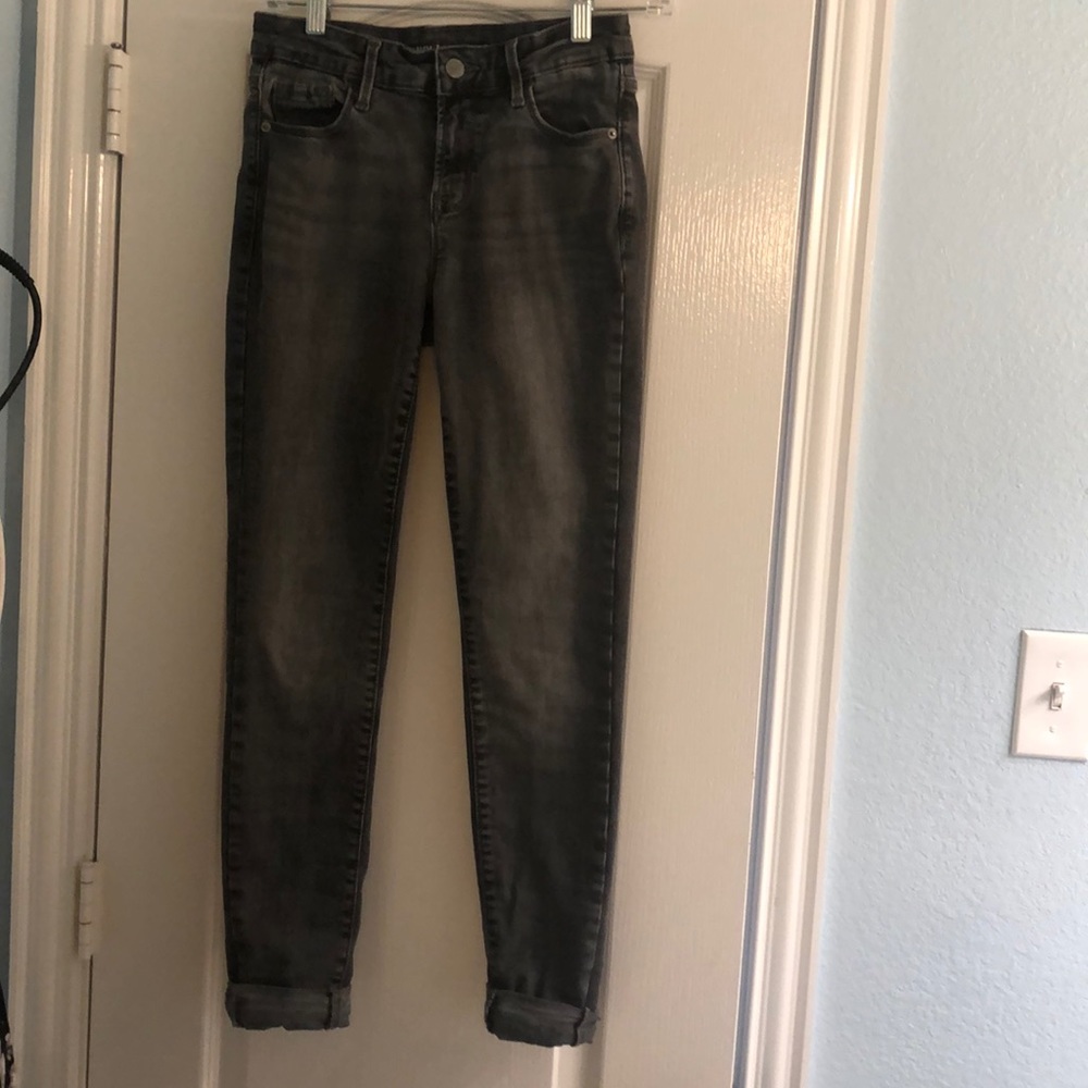 Rockstar mid-rise grey jeans!